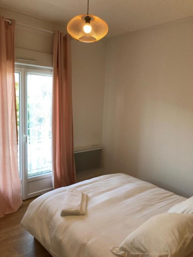 Trois appartements secteur FONCILLON PLAGE Royan Extérieur photo