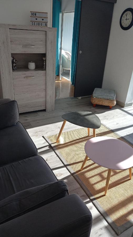 Trois appartements secteur FONCILLON PLAGE Royan Extérieur photo