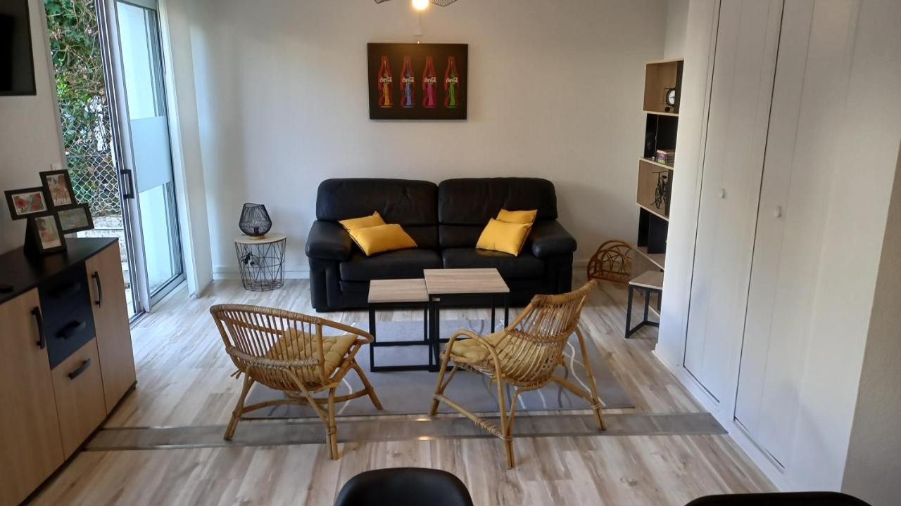 Trois appartements secteur FONCILLON PLAGE Royan Extérieur photo