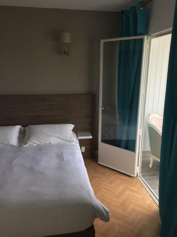 Trois appartements secteur FONCILLON PLAGE Royan Extérieur photo