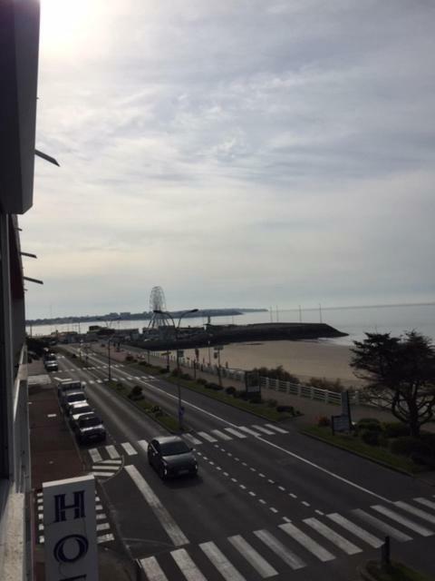 Trois appartements secteur FONCILLON PLAGE Royan Extérieur photo