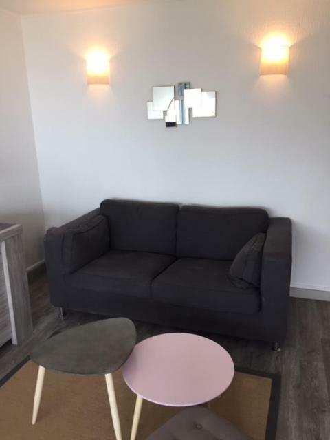 Trois appartements secteur FONCILLON PLAGE Royan Extérieur photo