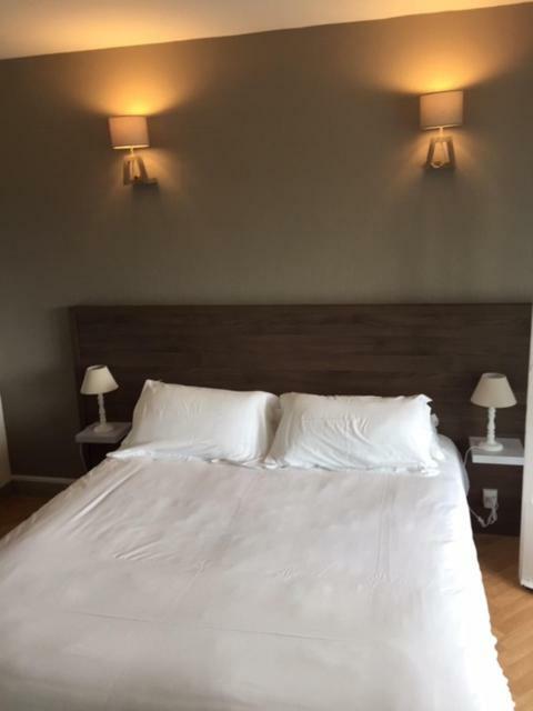 Trois appartements secteur FONCILLON PLAGE Royan Extérieur photo
